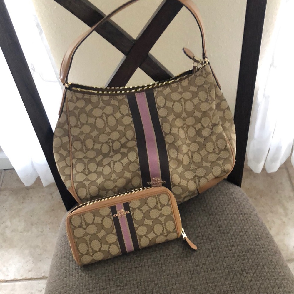 Coach purse and wallet.